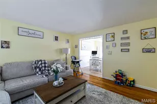 2393 Wesford Dr, Maryland Heights, MO 63043 - Photo 5