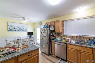 2393 Wesford Dr, Maryland Heights, MO 63043 - Photo 19