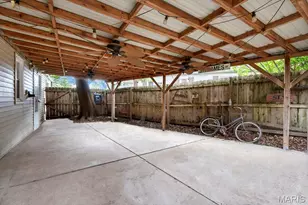 1200 San Jacinto Ct, Saint Louis, MO 63139 - Photo 13