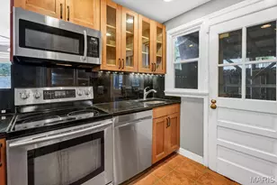 1200 San Jacinto Ct, Saint Louis, MO 63139 - Photo 5