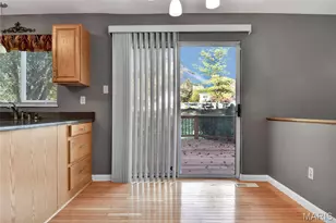 16939 Hickory Forest Ln, Wildwood, MO 63011 - Photo 7