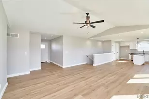 113 Peruque Creek Manor, Wright City, MO 63390 - Photo 9