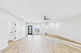 26780 Ontario Dr, Lebanon, MO 65536 - Photo 13