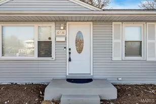 10738 St Cosmas Ln, Saint Ann, MO 63074 - Photo 5