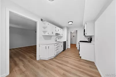 10358 Chimney Rock Drive #20, Creve Coeur, MO 63146 - Photo 5