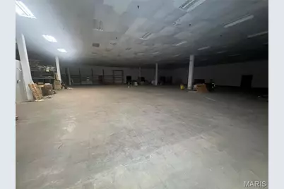 9279 Hallsferry Road, Jennings, MO 63136 - Photo 11