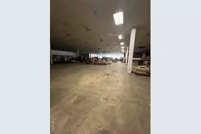 9279 Hallsferry Road, Jennings, MO 63136 - Photo 5