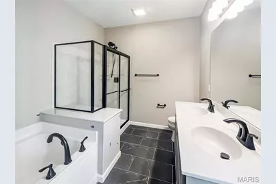 187 Hank's Close #187 STB, Washington, MO 63090 - Photo 7