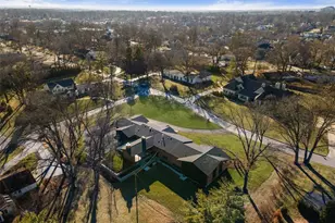 1534 Woodgate Dr, Frontenac, MO 63131 - Photo 73