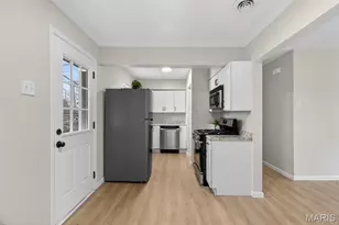 9225 Corregidor Ave, Saint Louis, MO 63134 - Photo 9