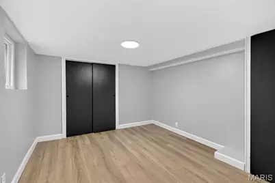 8811 North Avenue, Saint Louis, MO 63114 - Photo 33