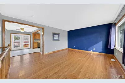 505 Blumhoff Avenue, Wentzville, MO 63385 - Photo 9