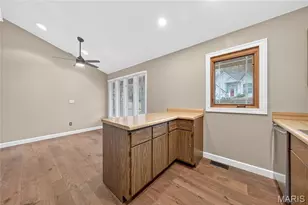 827 Edgewood Dr, Lake Saint Louis, MO 63367 - Photo 13