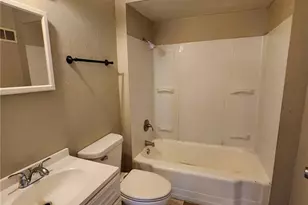 408 Coppinger Dr, Ferguson, MO 63135 - Photo 15