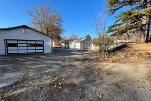 21987 Teak Ln, St Robert, MO 65884 - Photo 31
