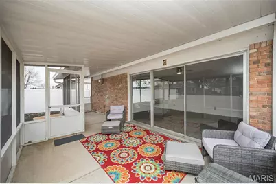 4767 Towne South Road, Sunset Hills, MO 63128 - Photo 39