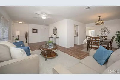 4852 Danebury Drive, Saint Louis, MO 63128 - Photo 9