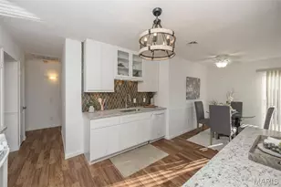 4852 Danebury Dr, Saint Louis, MO 63128 - Photo 13