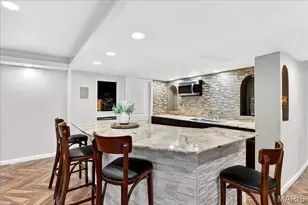 82 N Hillview Dr, Saint Peters, MO 63376 - Photo 63