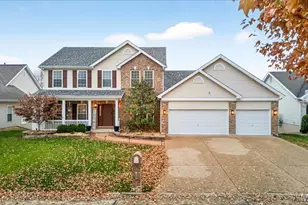 82 N Hillview Dr, Saint Peters, MO 63376 - Photo 1