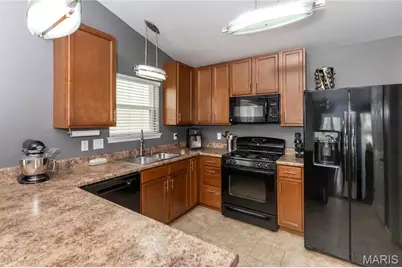 8039 Pinetop Drive, Unincorporated, MO 63129 - Photo 7