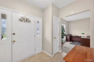 1011 Treeshade Dr, Saint Peters, MO 63376 - Photo 9