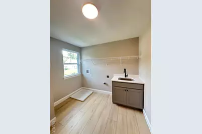 8737 Magdalen Avenue, Saint Louis, MO 63144 - Photo 11