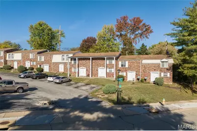 9192 Vanity Fair Drive, Bel-Ridge, MO 63136 - Photo 13