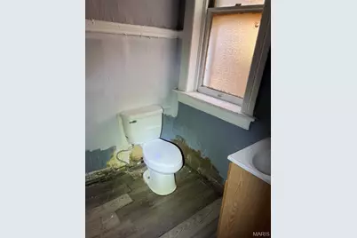 2111 E College Avenue, Saint Louis, MO 63107 - Photo 25