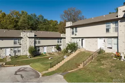 233 Northport Hills Drive, Florissant, MO 63033 - Photo 5