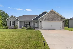835 Lochinvar Ln, Cape Girardeau, MO 63701 - Photo 3