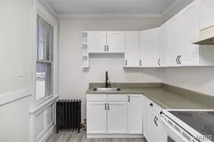 3205 Ivanhoe Ave, Saint Louis, MO 63139 - Photo 9