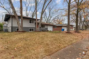 1910 Apple Blossom Ct, Florissant, MO 63031 - Photo 25