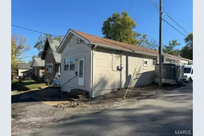 423 Degenhardt Avenue, Saint Louis, MO 63125 - Photo 15