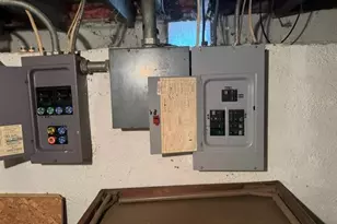 423 Degenhardt Ave, Saint Louis, MO 63125 - Photo 29