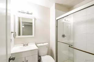 1638 Preston Park Ln, Saint Louis, MO 63146 - Photo 13