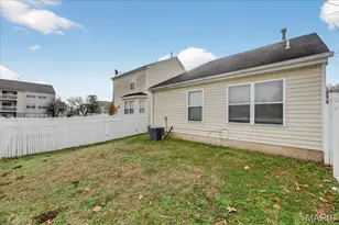 850 Liberty Village Dr, Florissant, MO 63031 - Photo 29