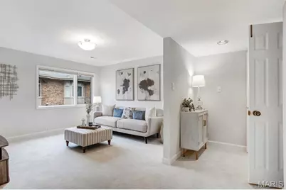 303 N Meramec Avenue #202, Clayton, MO 63105 - Photo 33