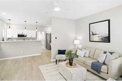 4633 Varrelmann Avenue, Saint Louis, MO 63116 - Photo 5