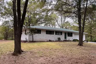 6533 Heintz Rd, Oakville, MO 63129 - Photo 3