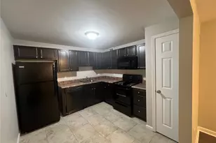 1107 Mariedale Ct, Kirkwood, MO 63122 - Photo 3