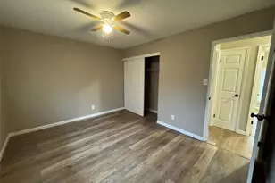 12113 La Padera Ln, Florissant, MO 63033 - Photo 11