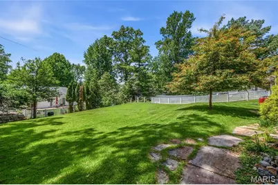 744 Bergerac Drive, Saint Louis, MO 63141 - Photo 23