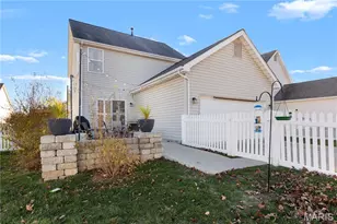 653 Covered Bridge Ln, O'Fallon, MO 63368 - Photo 15