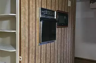 42 Harneywold Dr, Saint Louis, MO 63136 - Photo 5