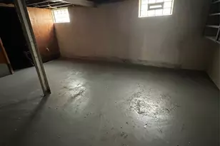 8139 Blanchard Dr, Berkeley, MO 63134 - Photo 15