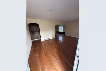 8139 Blanchard Drive, Berkeley, MO 63134 - Photo 9