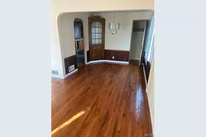 8139 Blanchard Drive, Berkeley, MO 63134 - Photo 3