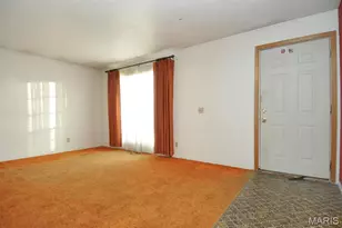 4753 Titan Ct, Mehlville, MO 63128 - Photo 3