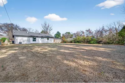 8408 Engler Avenue, Saint John, MO 63114 - Photo 29